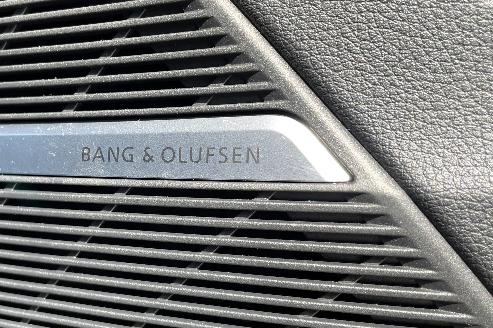 Audi Q7 thumbnail image number 16