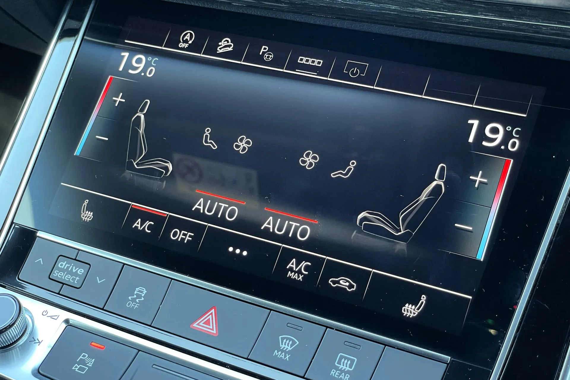 Audi Q7 thumbnail image number 12