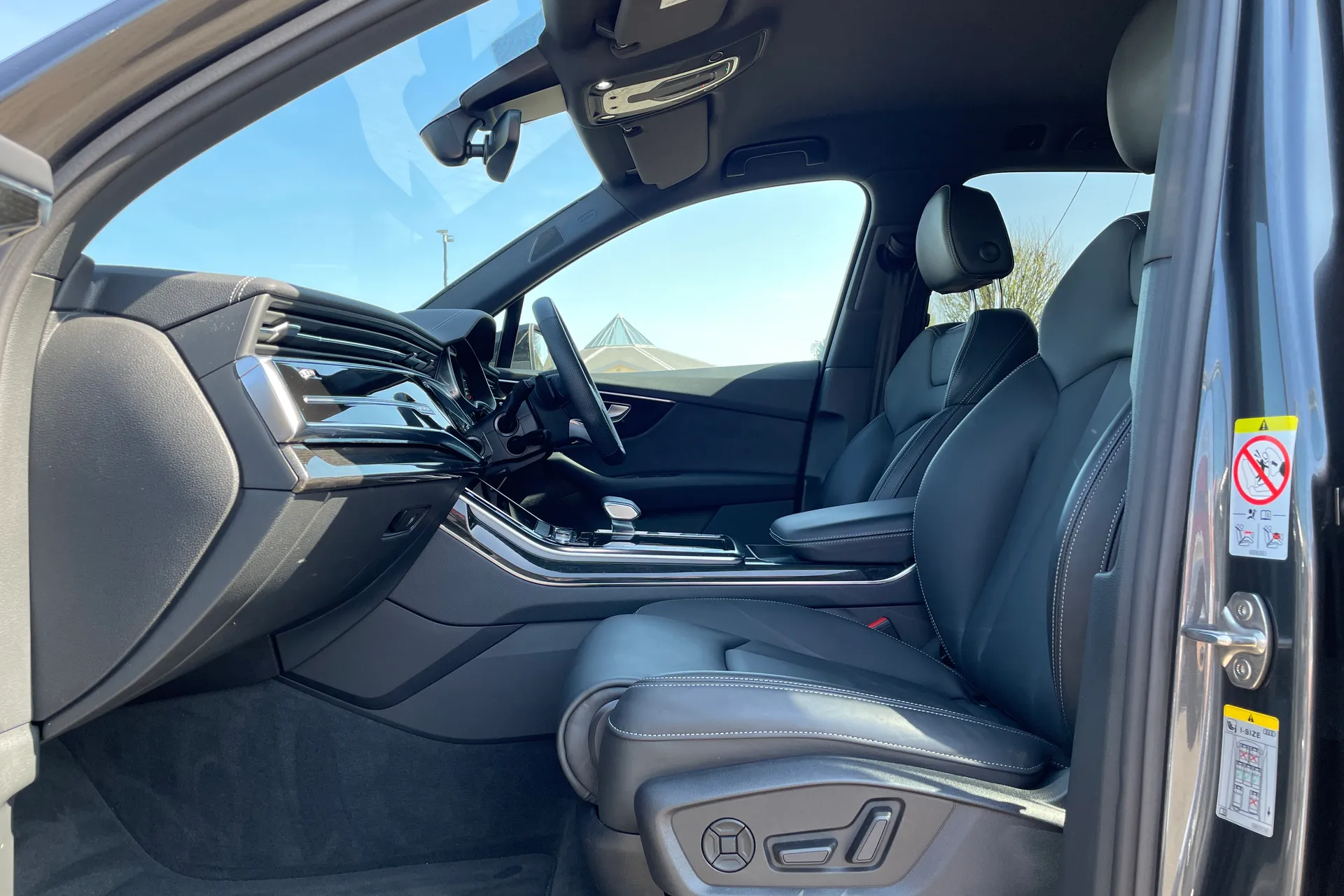 Audi Q7 thumbnail image number 48