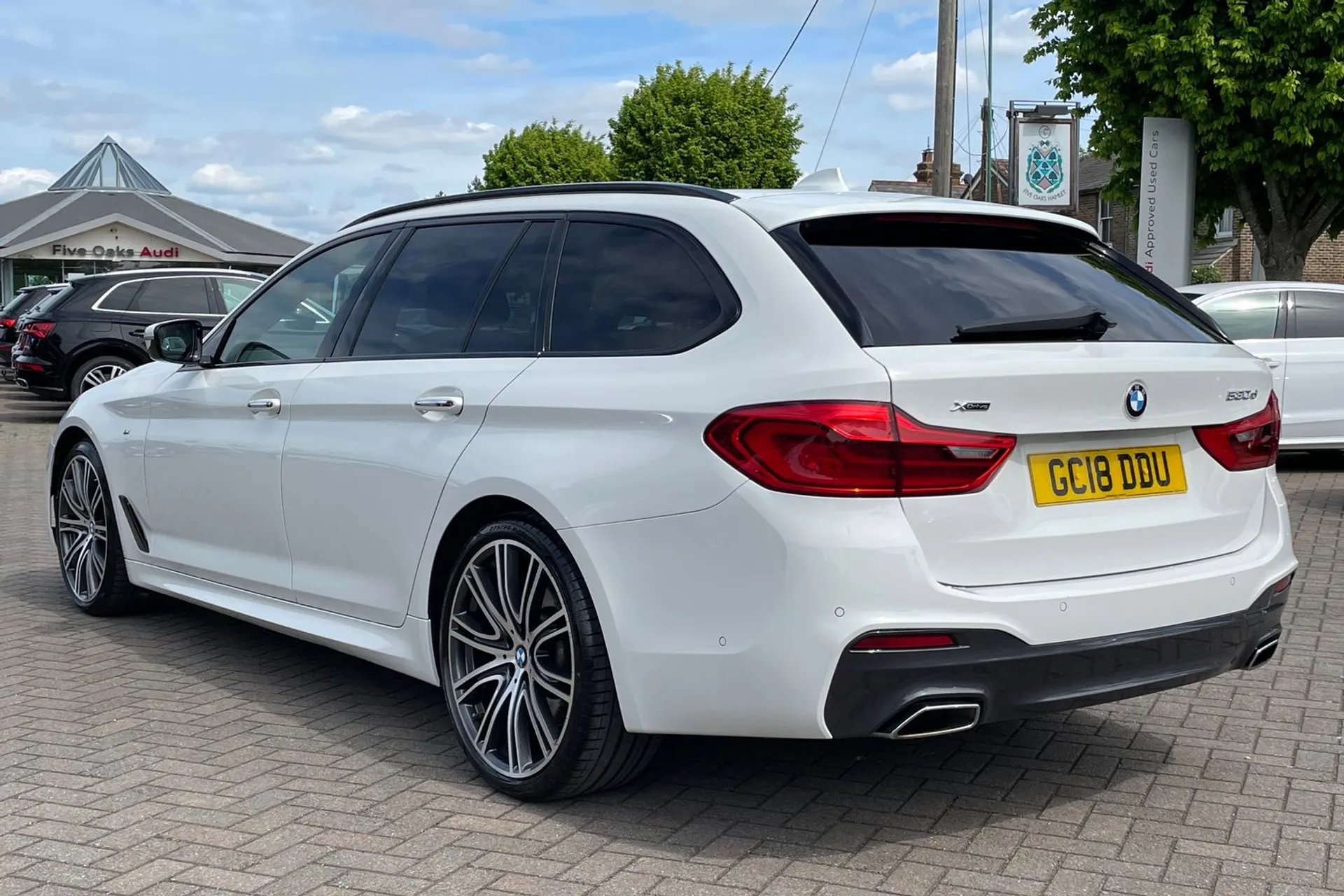 BMW 5 SERIES thumbnail image number 6