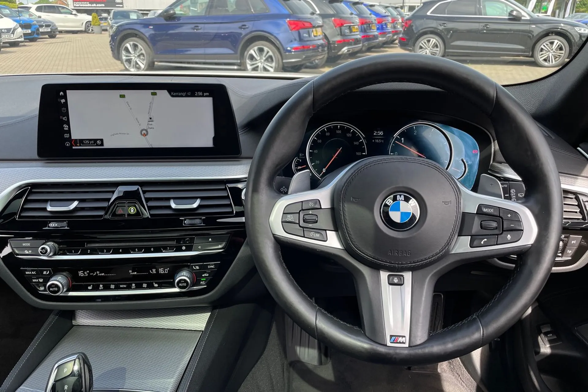 BMW 5 SERIES thumbnail image number 34