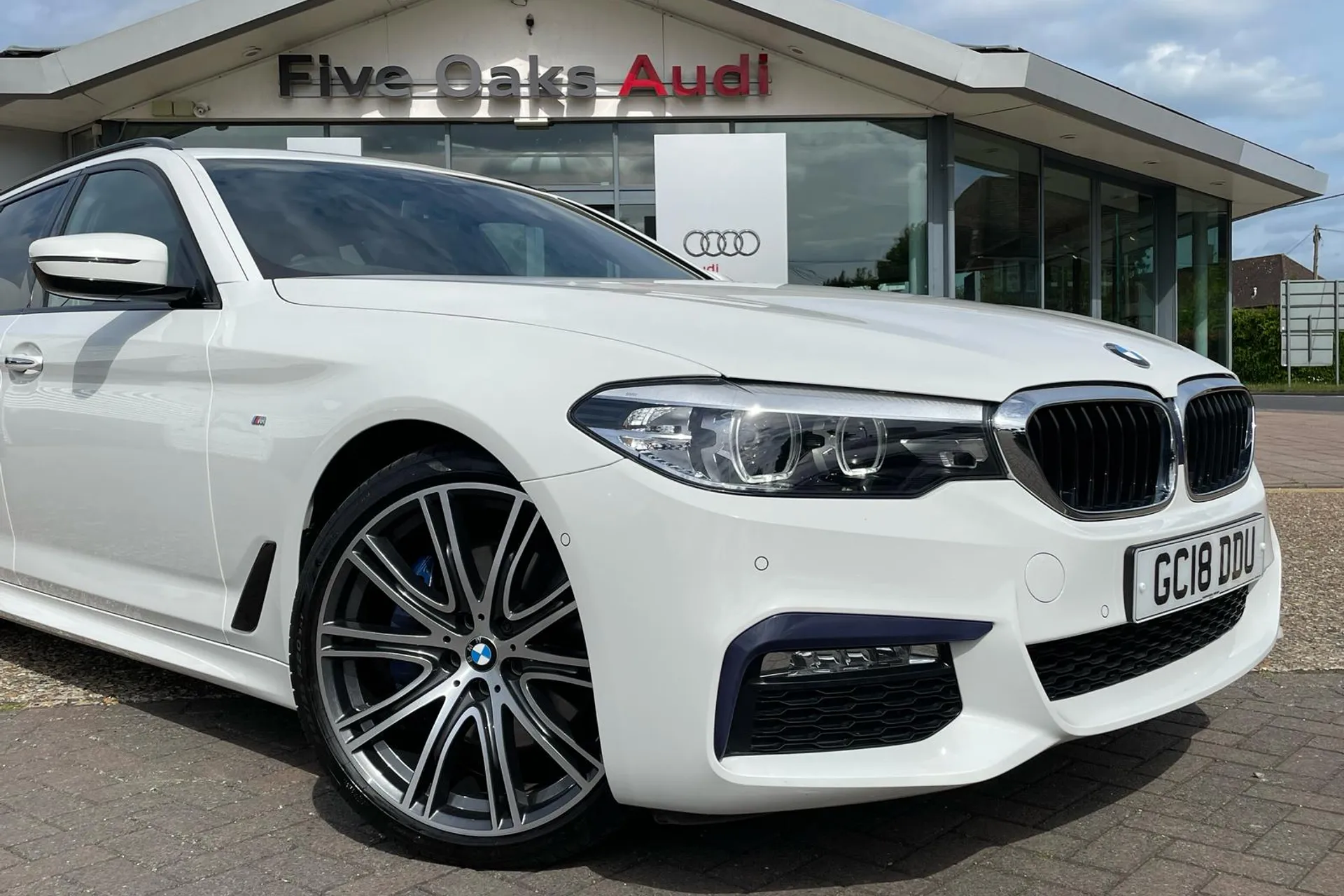 BMW 5 SERIES thumbnail image number 19