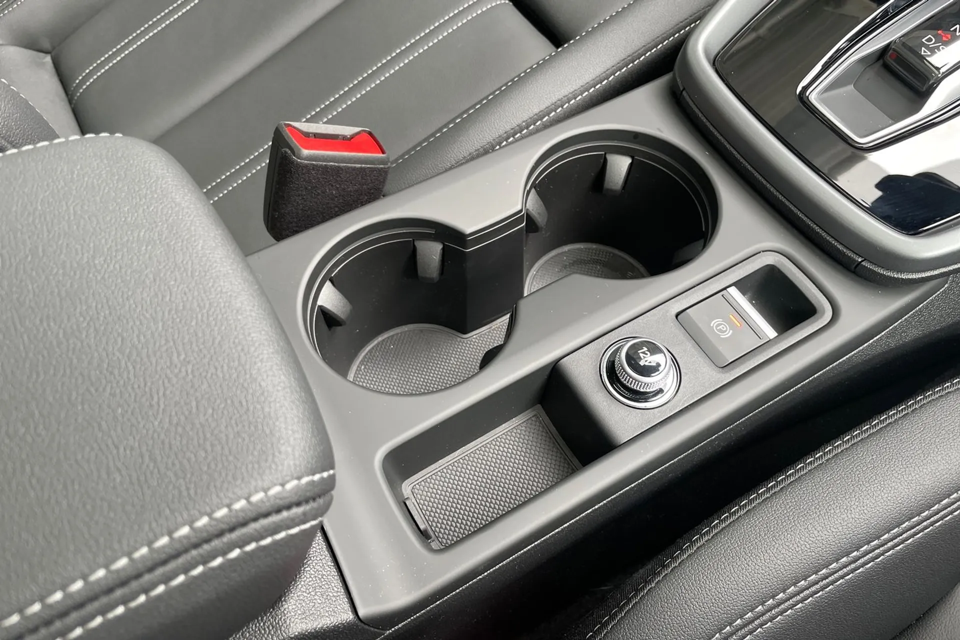 Audi A3 thumbnail image number 42