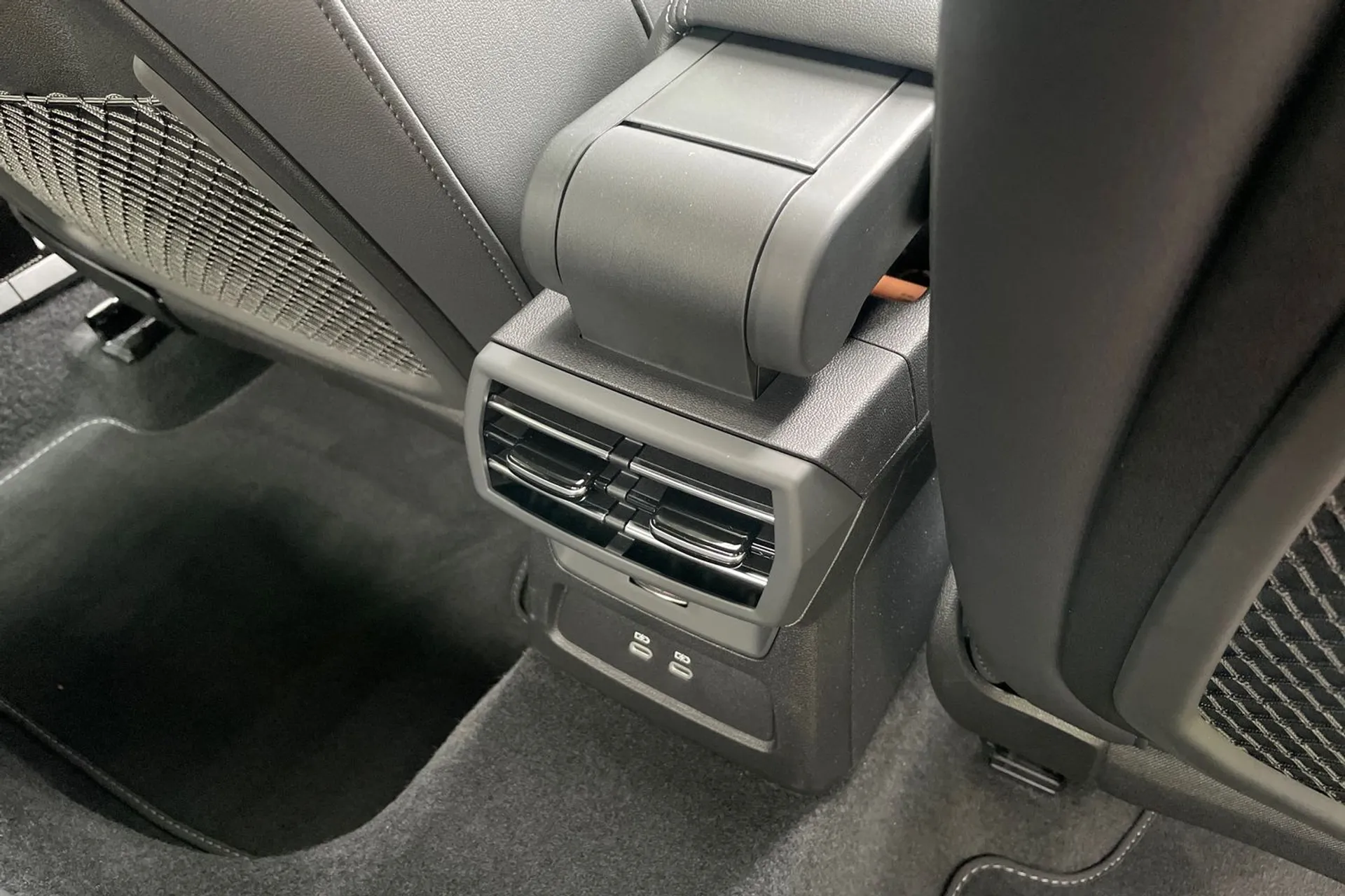 Audi A3 thumbnail image number 46