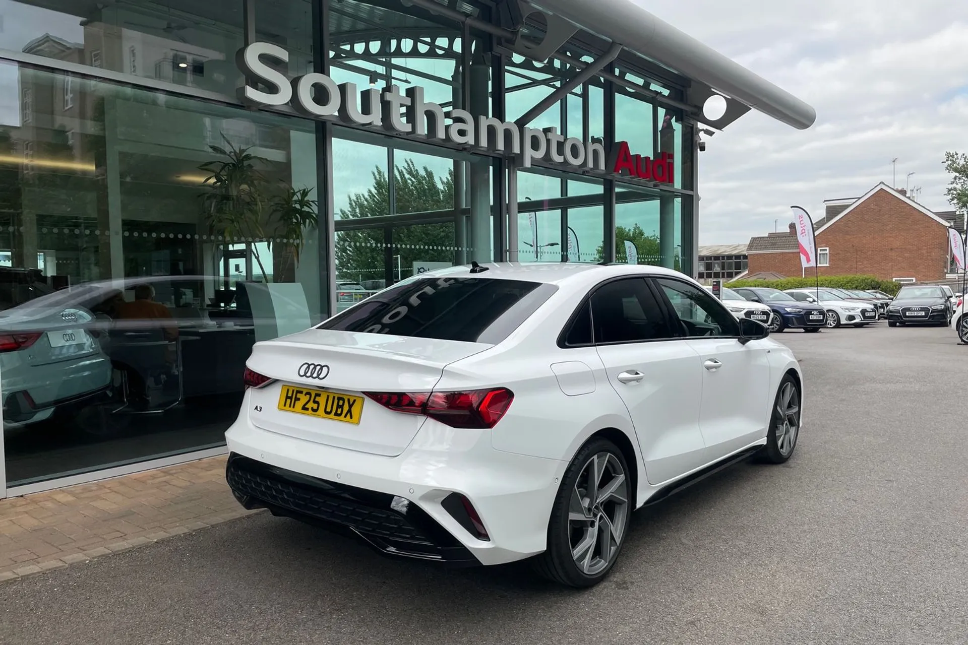 Audi A3 thumbnail image number 6