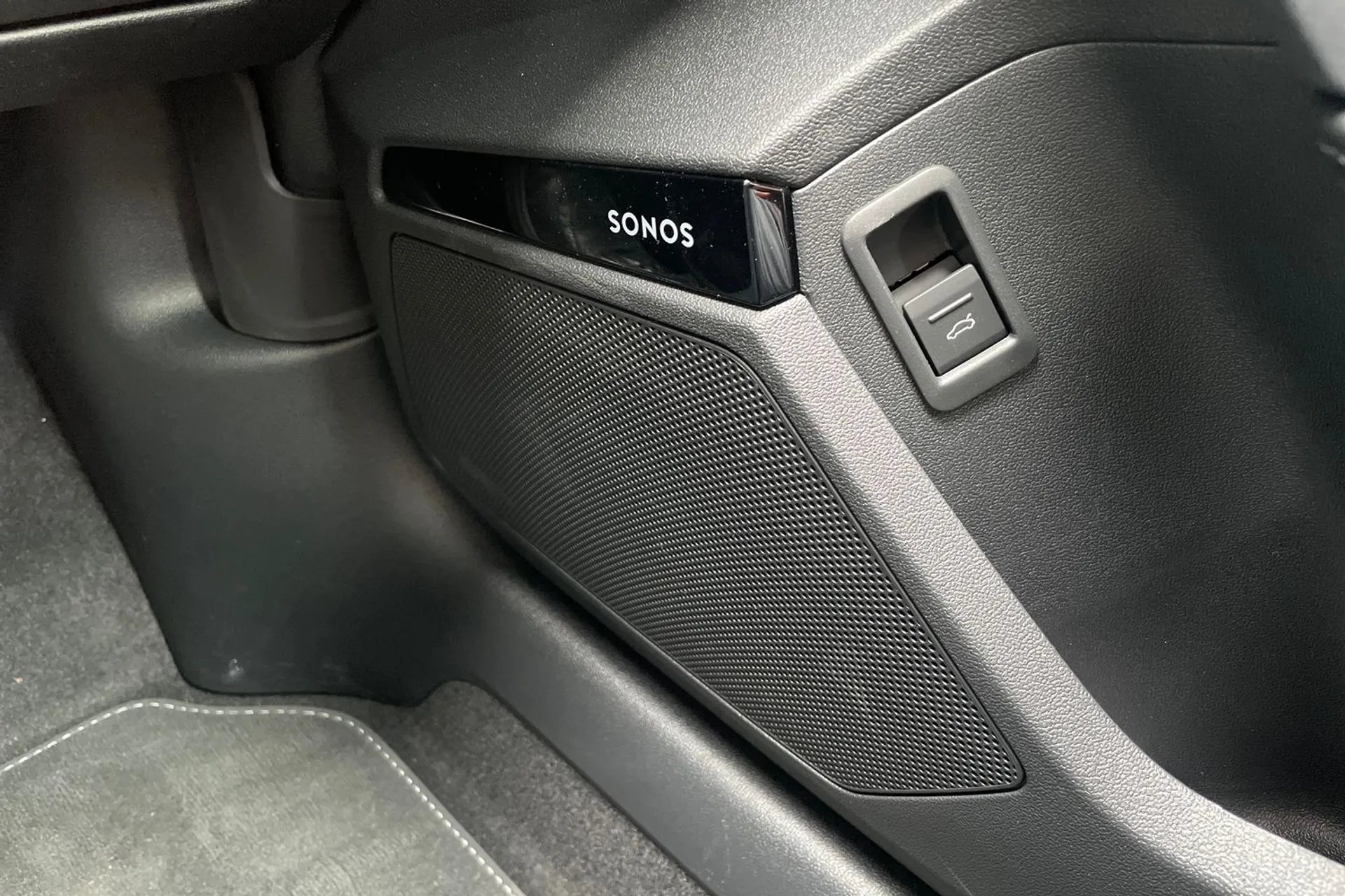 Audi A3 thumbnail image number 45