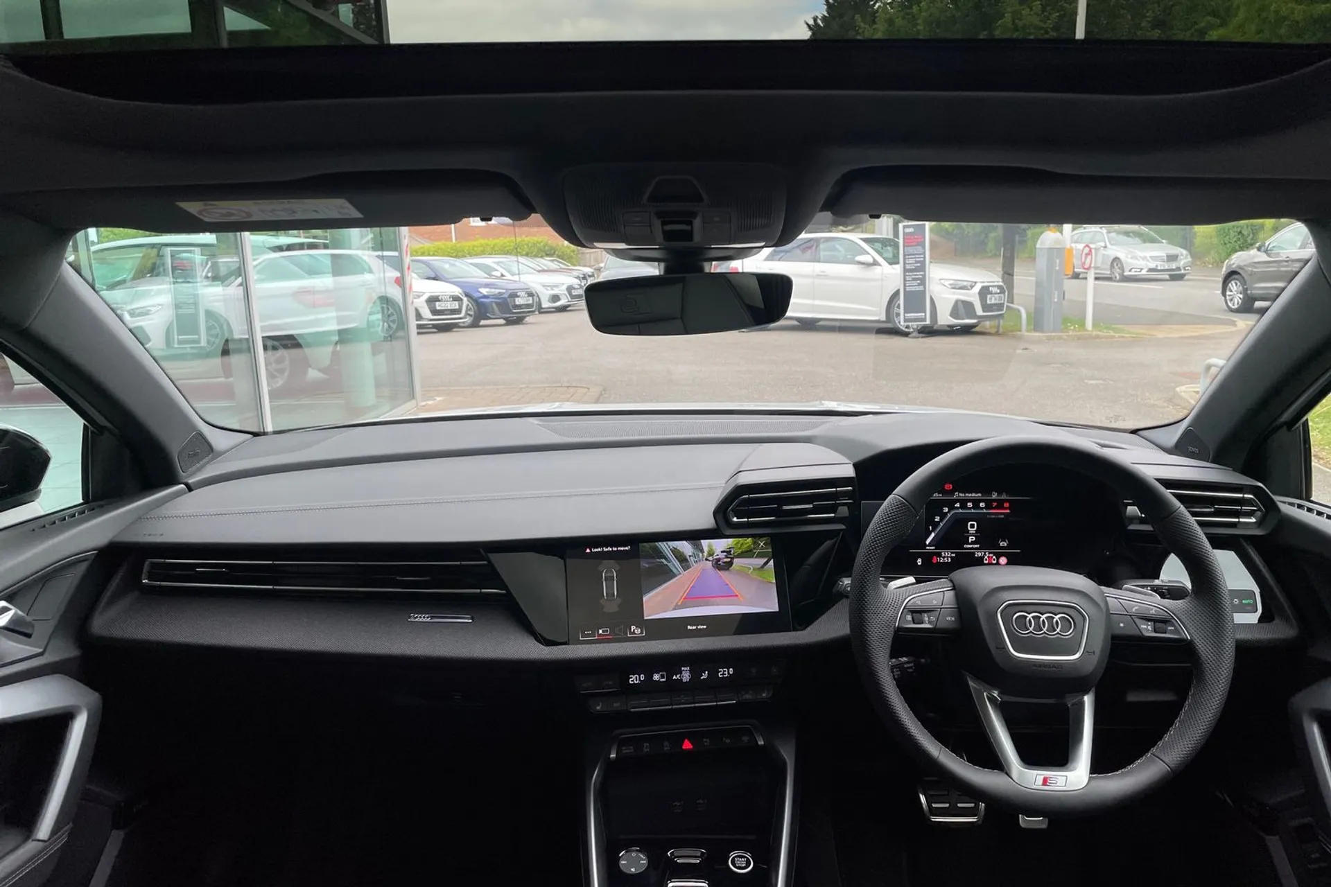 Audi A3 thumbnail image number 3