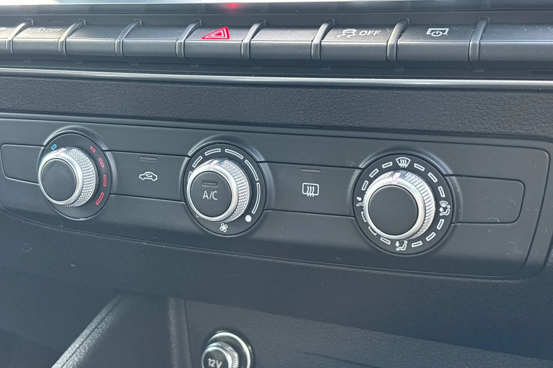 Audi Q2 thumbnail image number 39