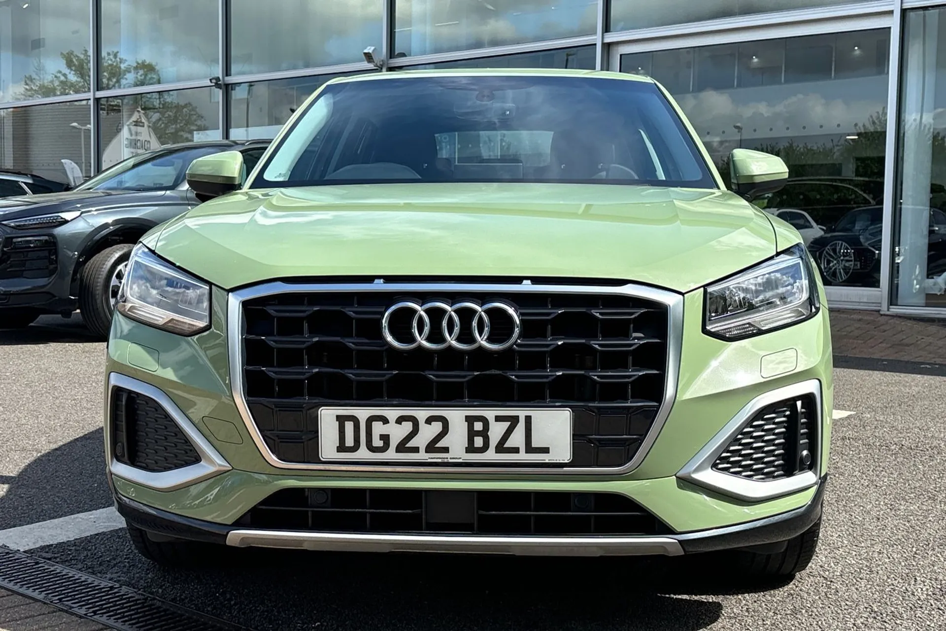 Audi Q2 thumbnail image number 11