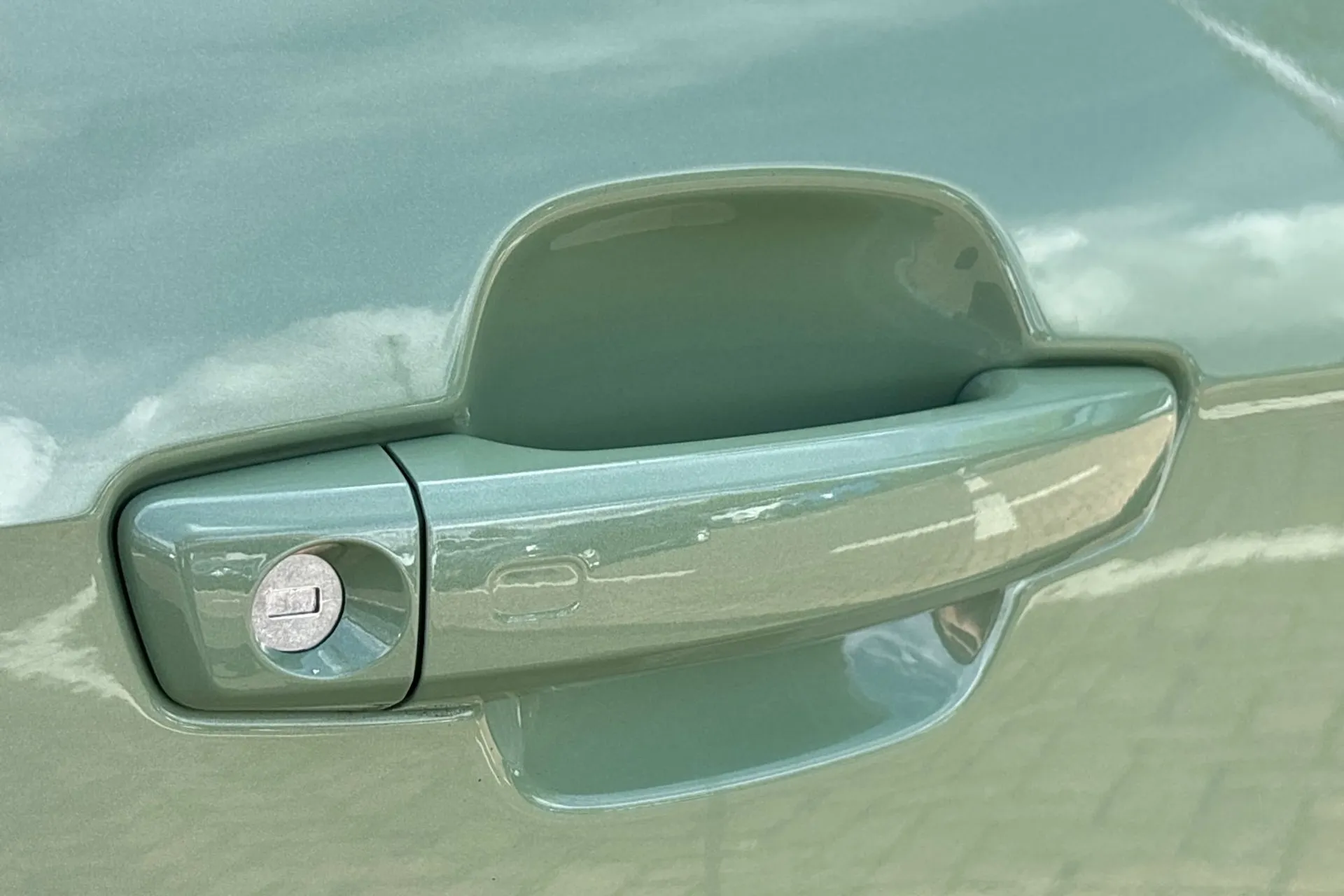 Audi Q2 thumbnail image number 15