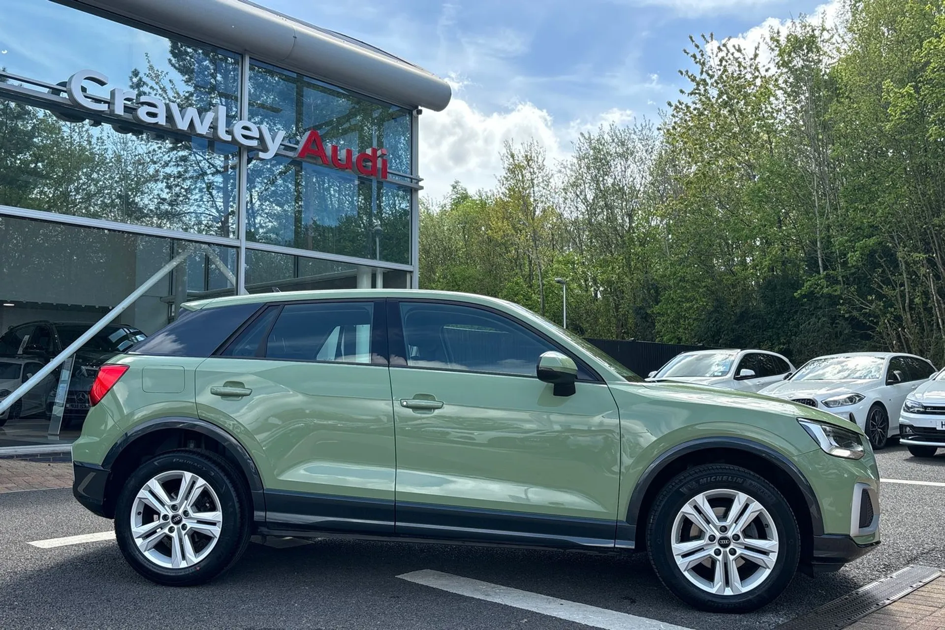 Audi Q2 thumbnail image number 2