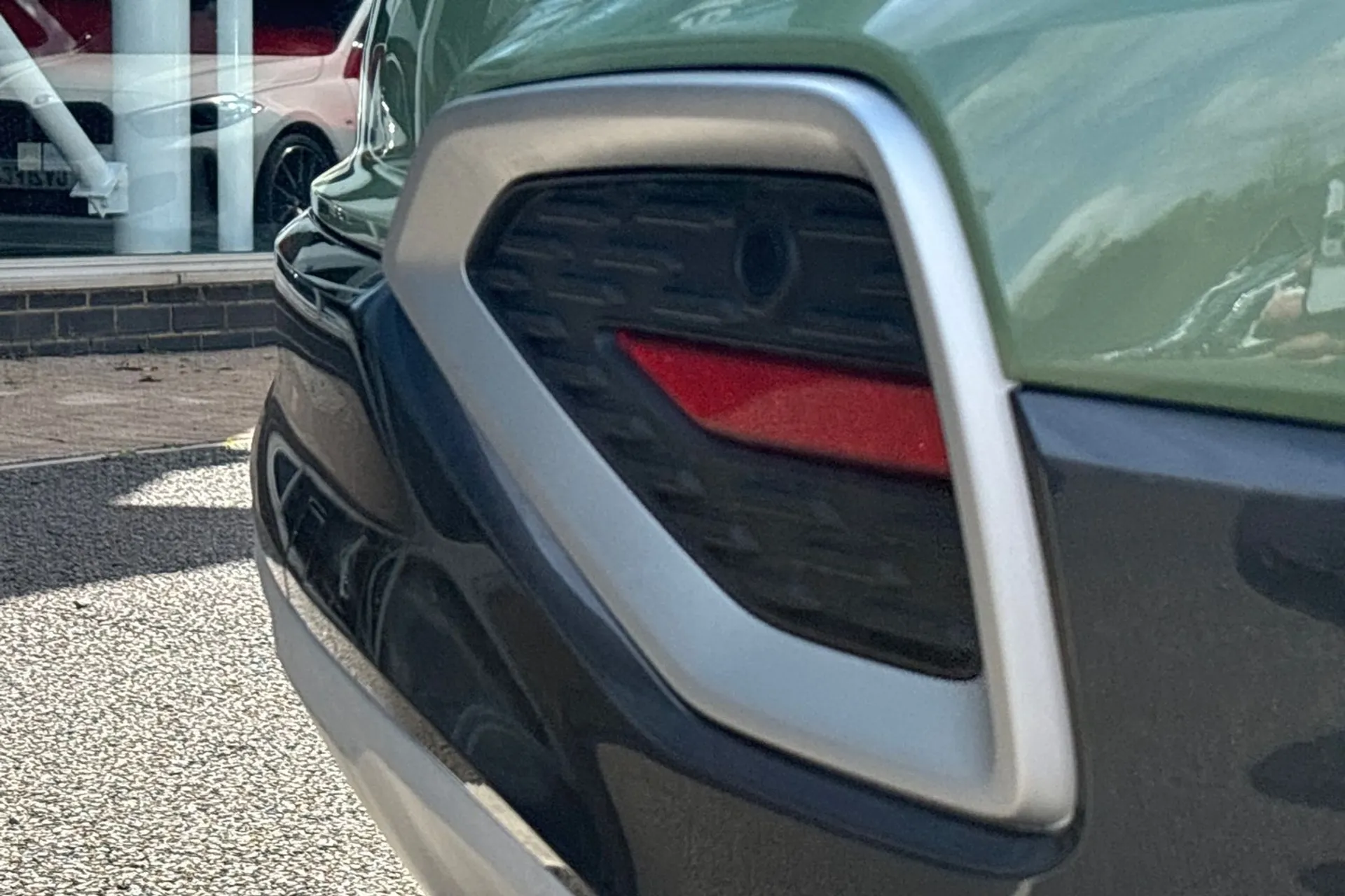 Audi Q2 thumbnail image number 16