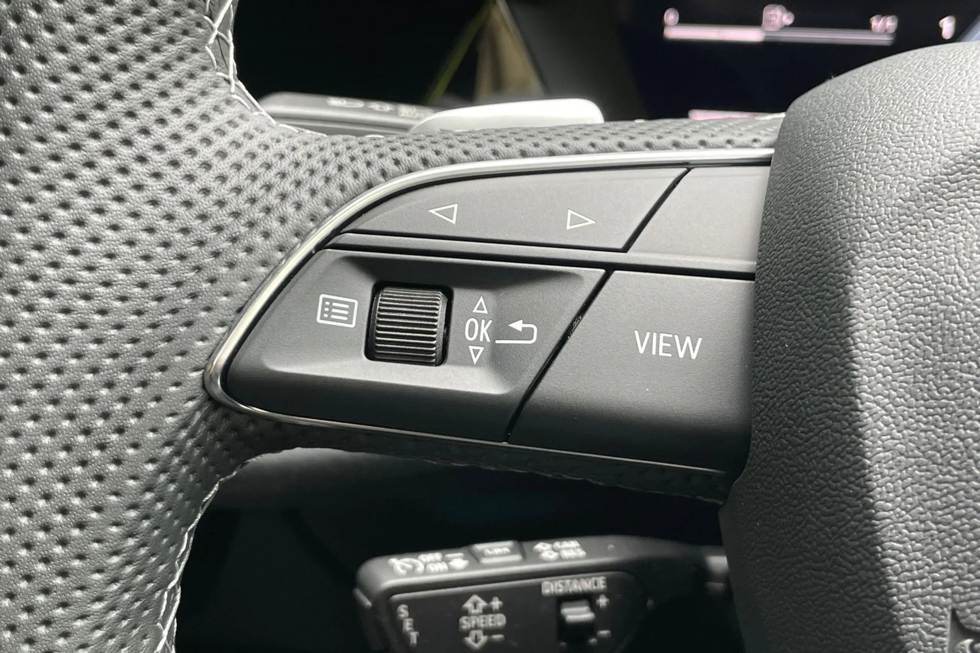 Audi A3 thumbnail image number 35