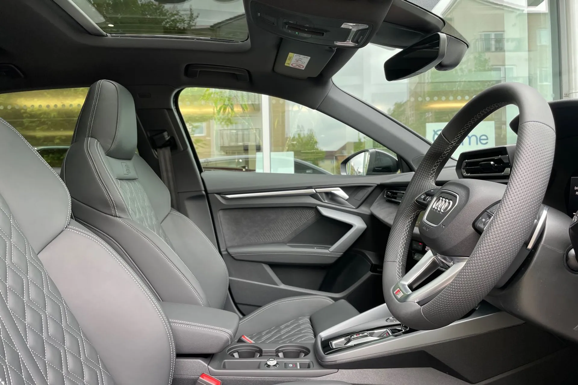 Audi A3 thumbnail image number 25