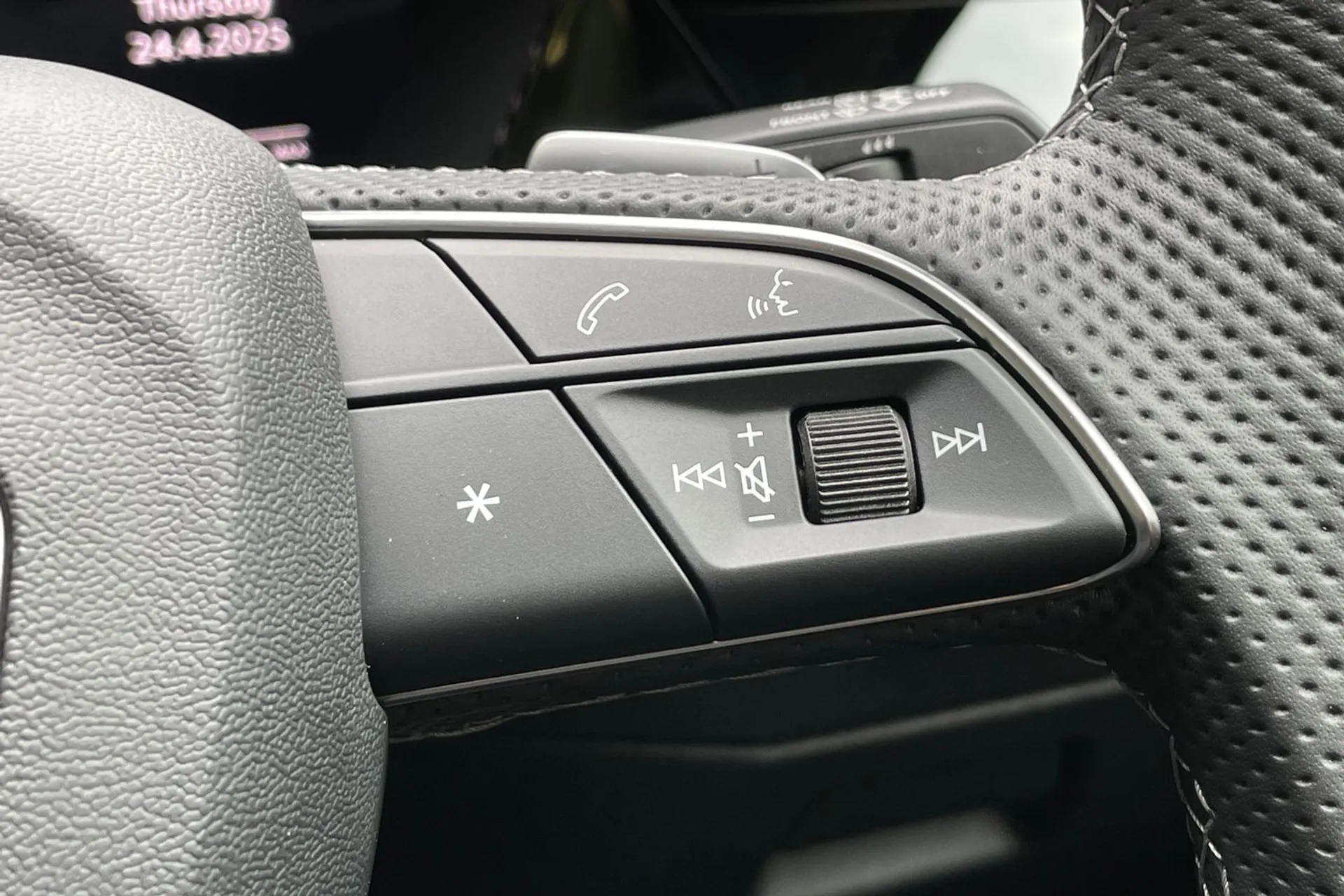 Audi A3 thumbnail image number 36