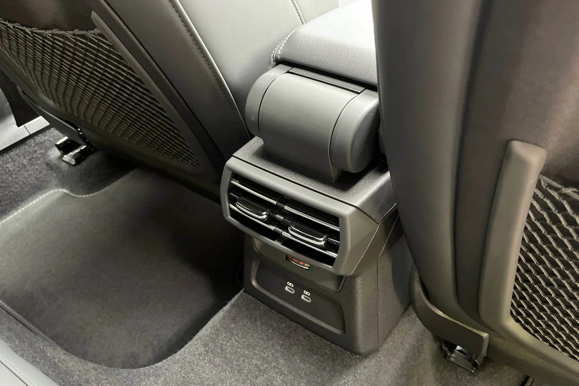 Audi A3 thumbnail image number 45