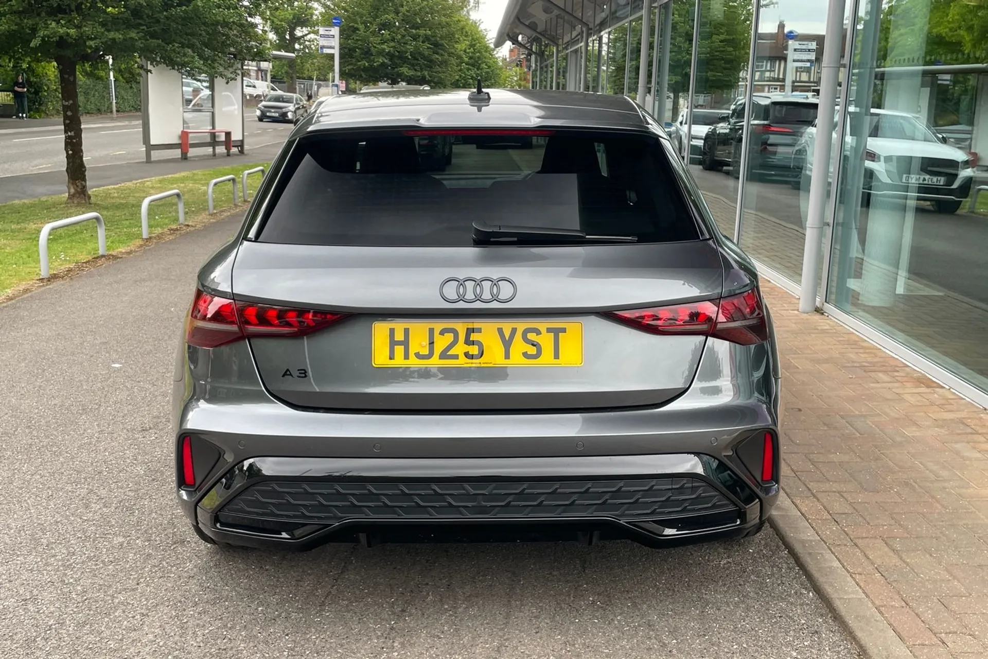 Audi A3 thumbnail image number 5