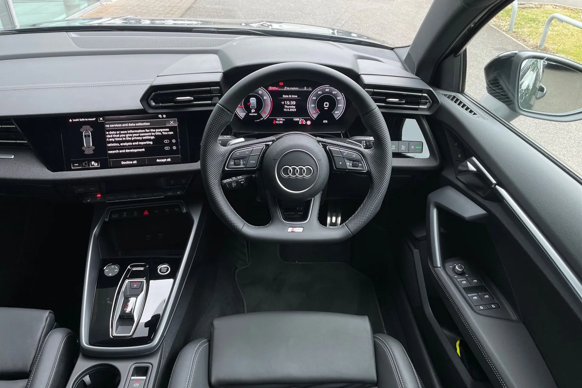 Audi A3 thumbnail image number 32
