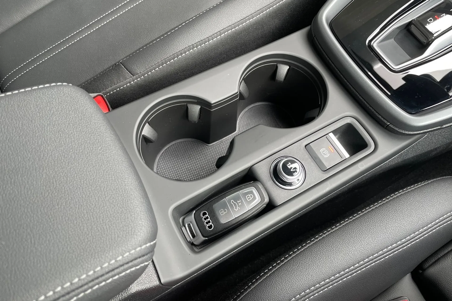 Audi A3 thumbnail image number 42