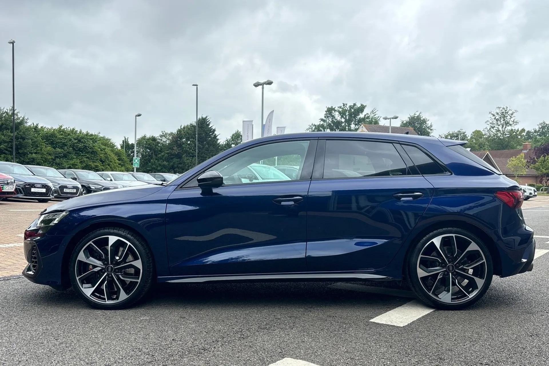 Audi S3 thumbnail image number 15