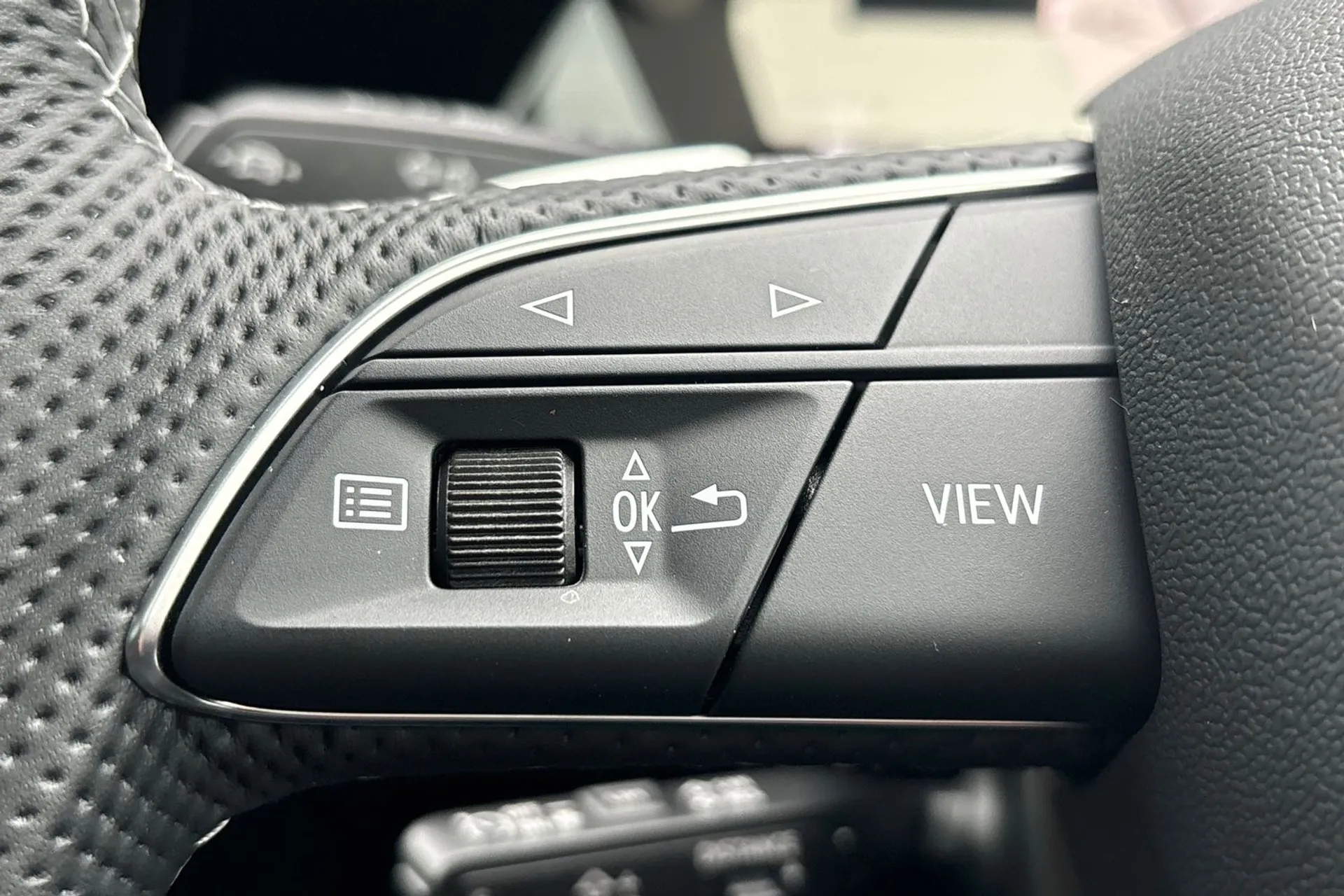 Audi S3 thumbnail image number 39