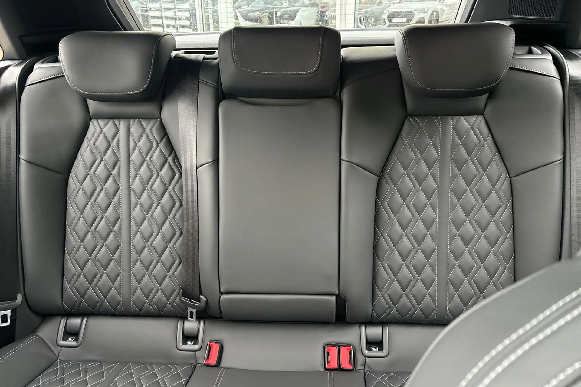 Audi S3 thumbnail image number 30