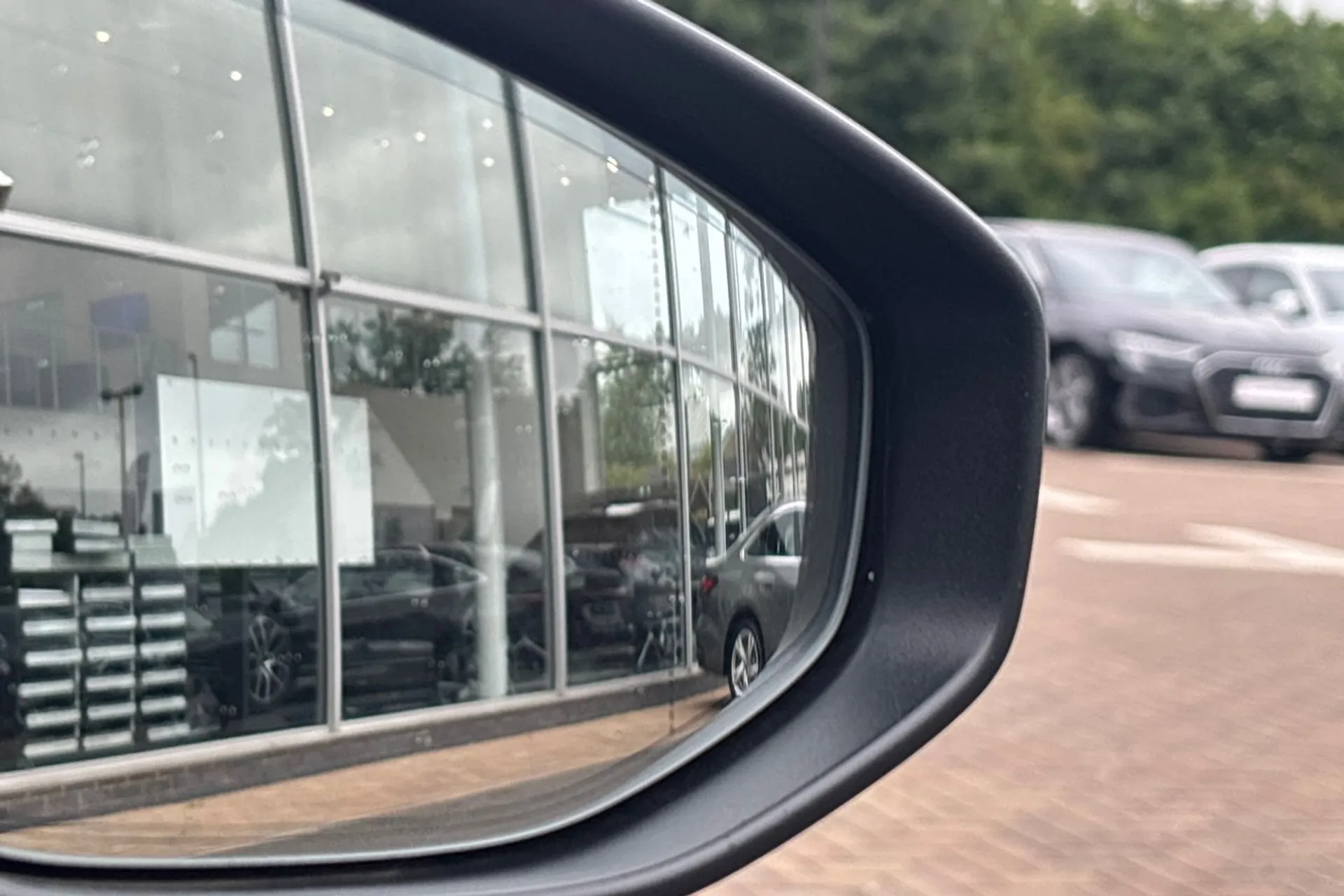 Audi S3 thumbnail image number 50