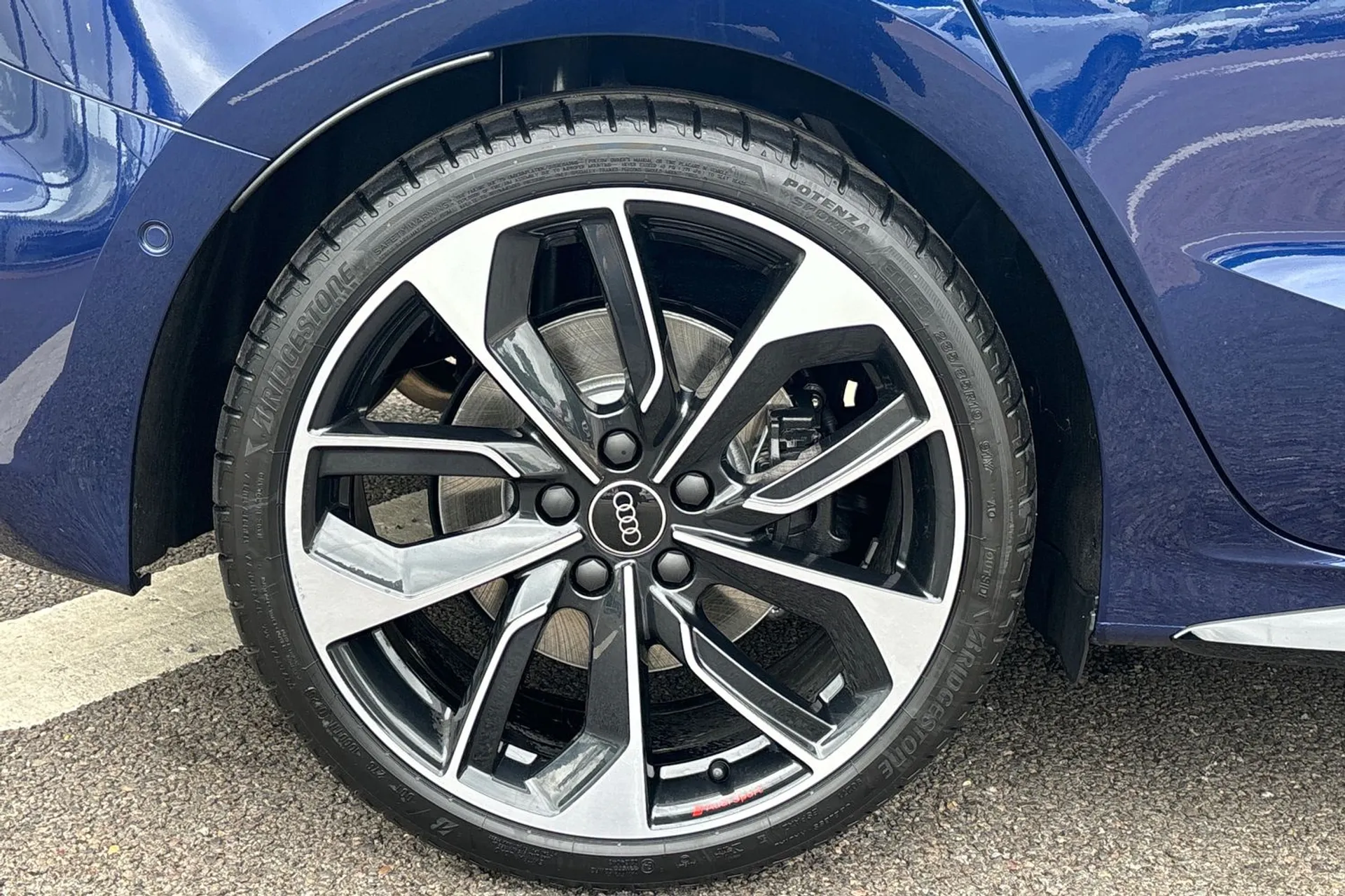 Audi S3 thumbnail image number 23