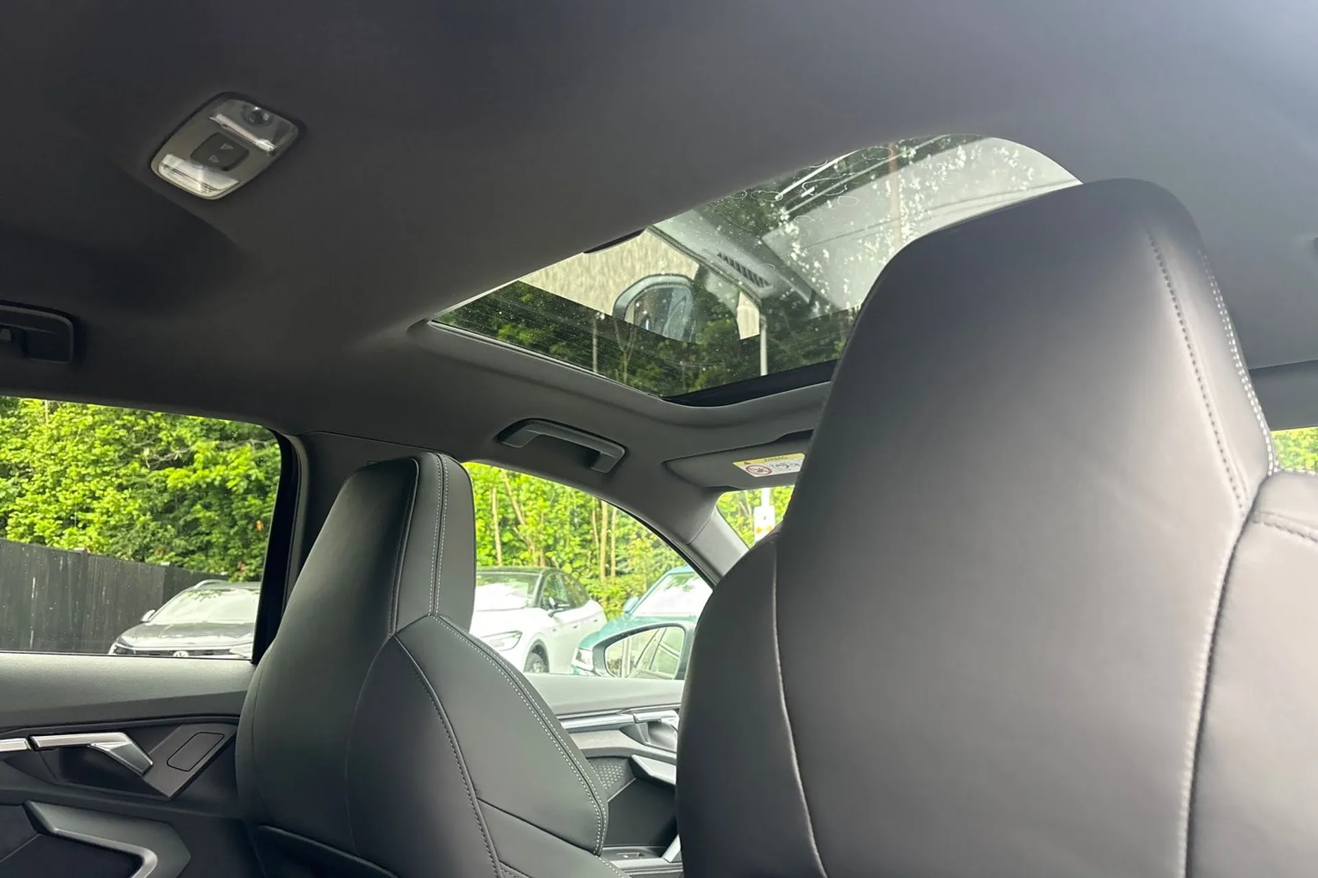 Audi S3 thumbnail image number 12