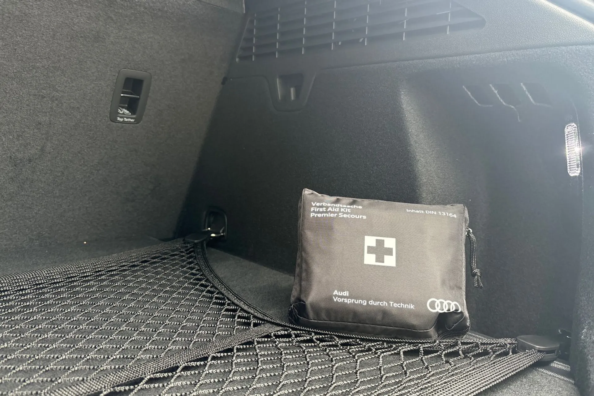 Audi S3 thumbnail image number 27