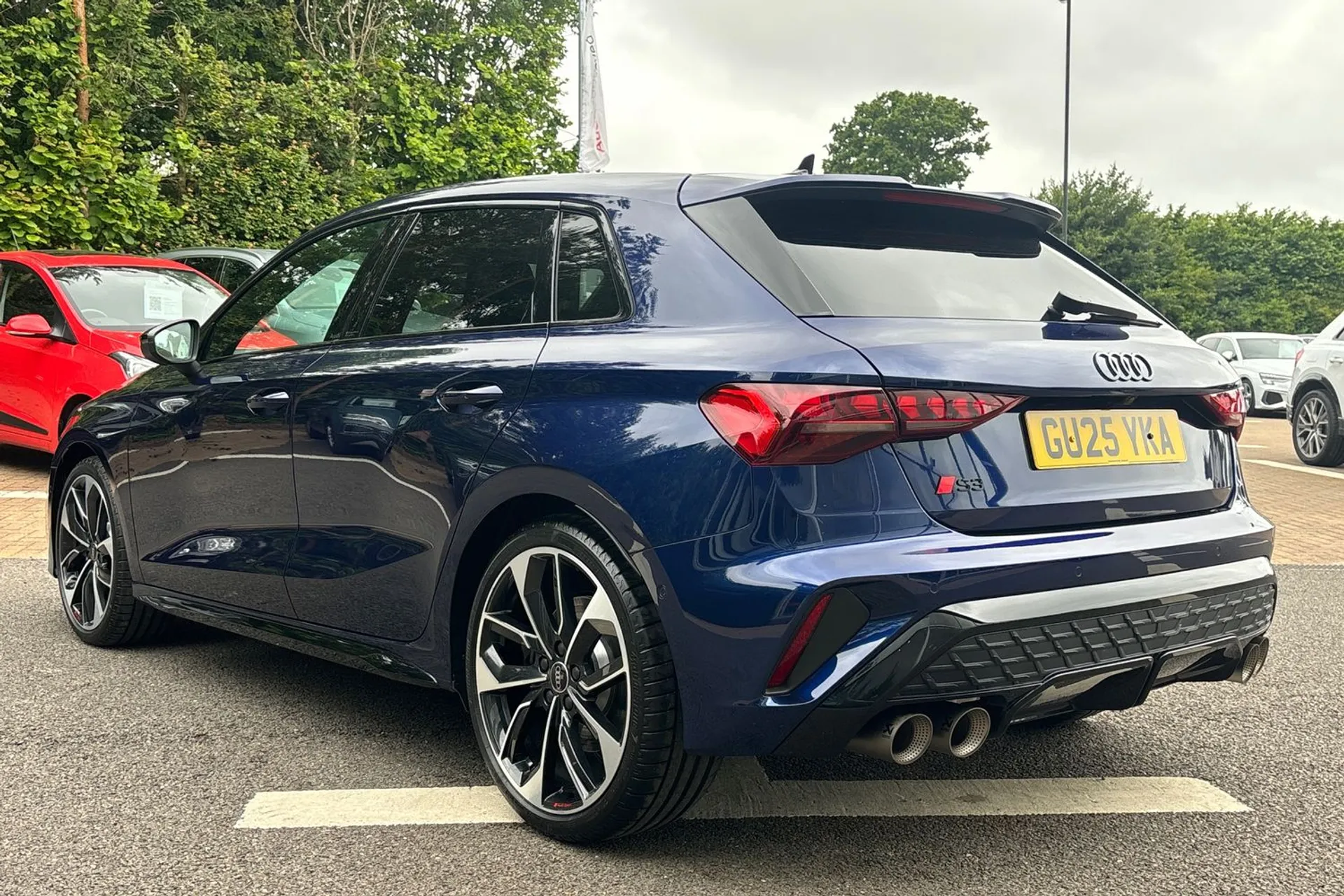 Audi S3 thumbnail image number 10