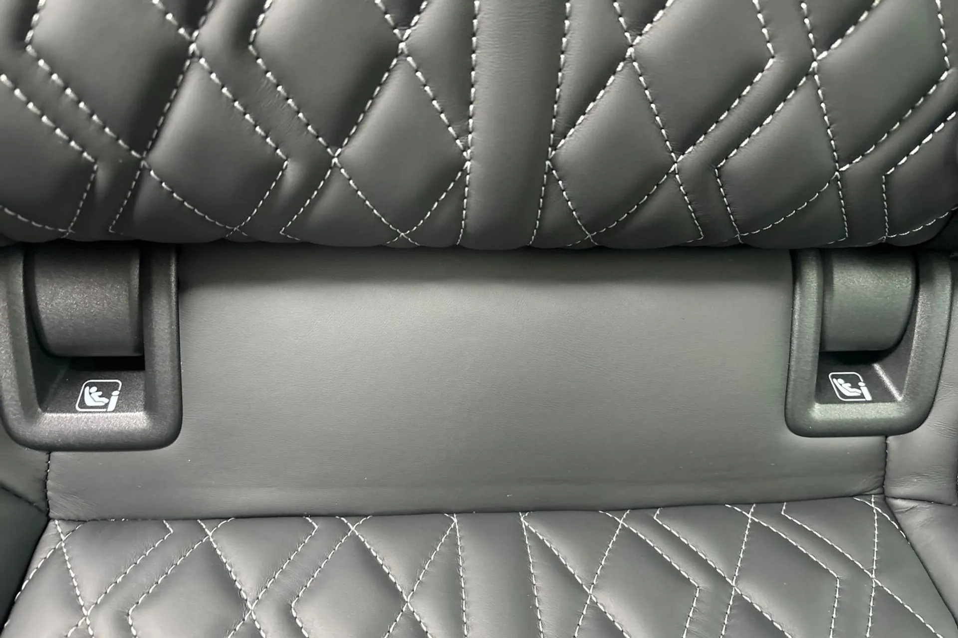 Audi S3 thumbnail image number 31