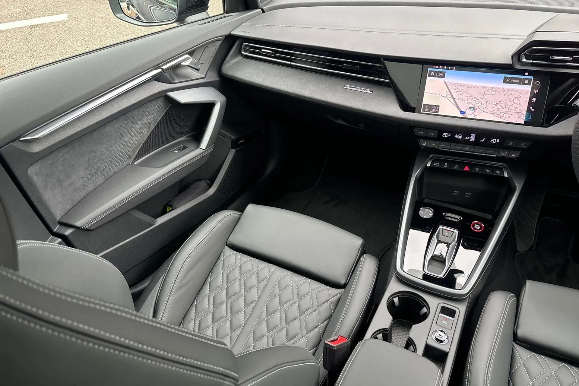 Audi S3 thumbnail image number 35