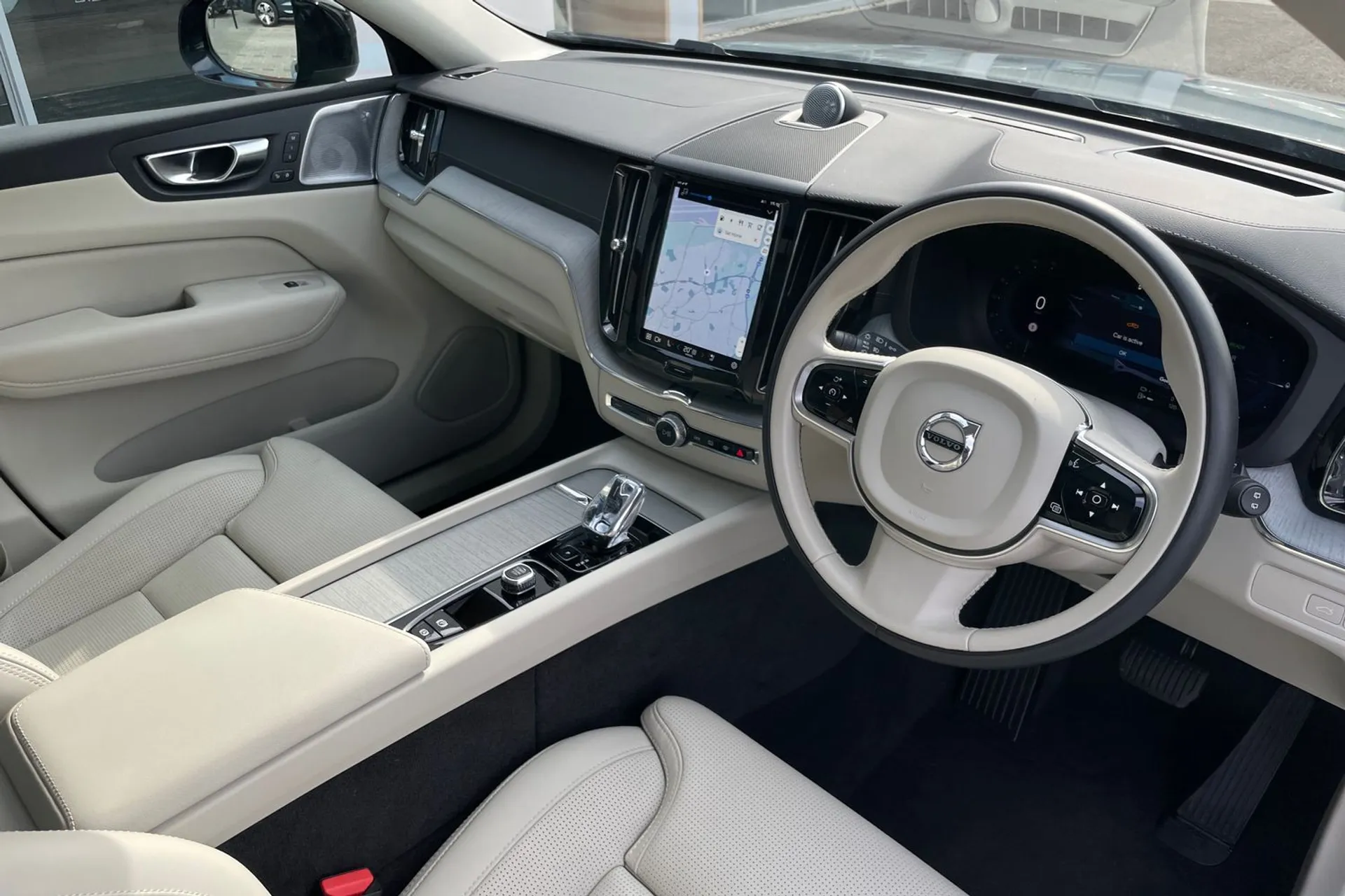 Volvo XC60 thumbnail image number 5