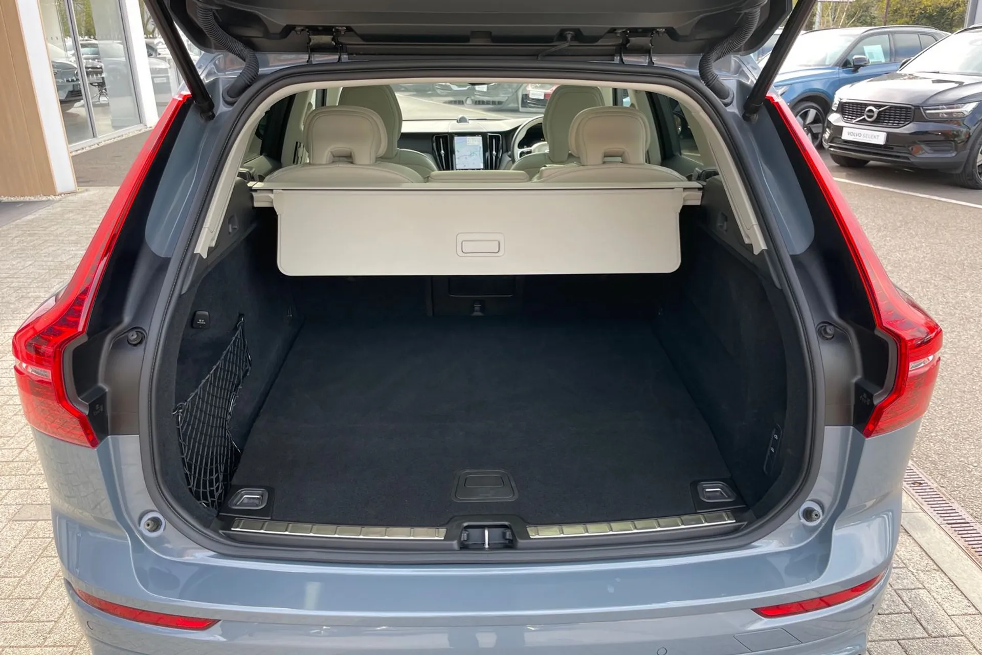 Volvo XC60 thumbnail image number 19