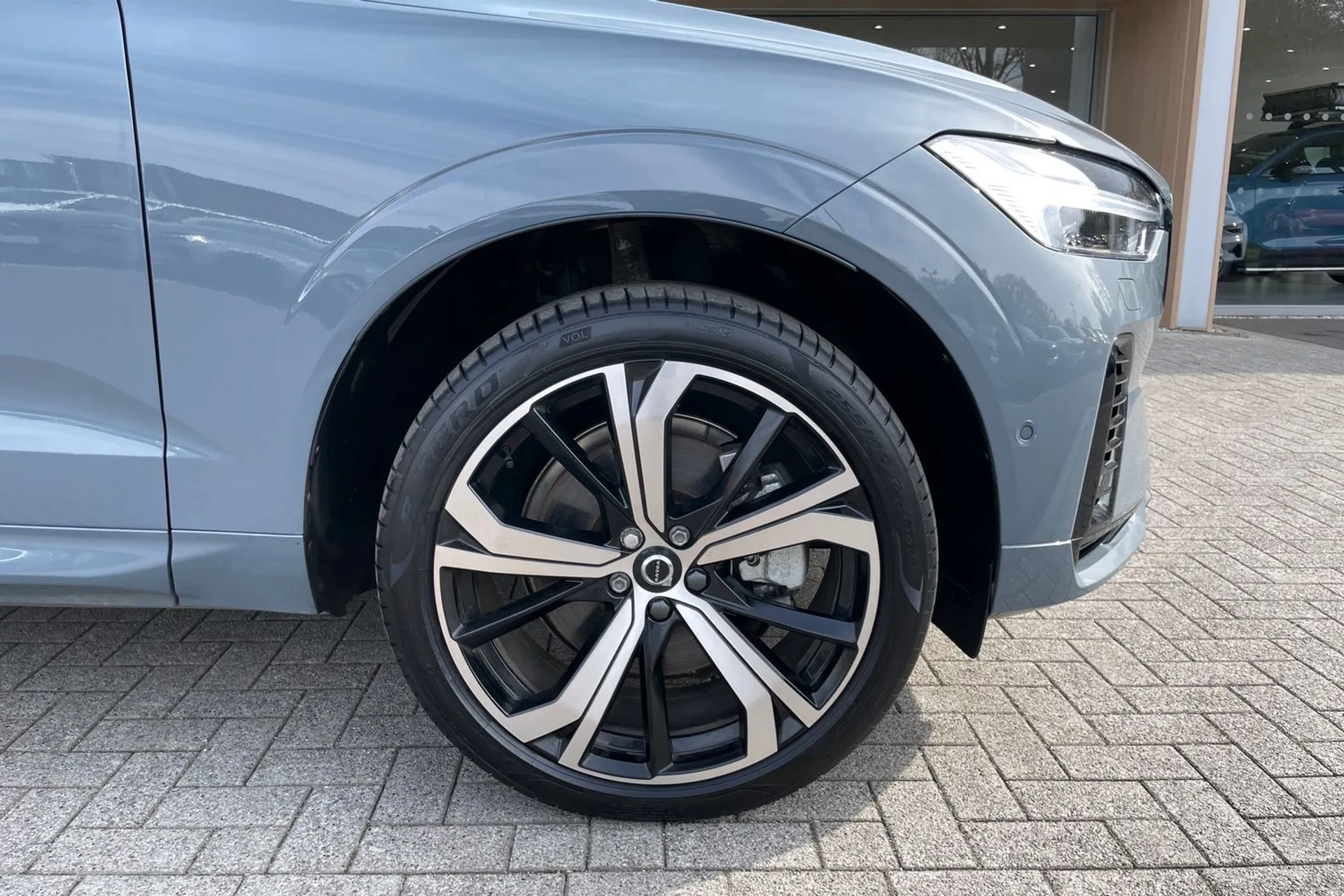 Volvo XC60 thumbnail image number 13