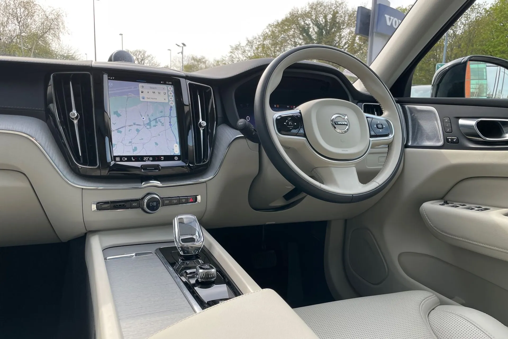 Volvo XC60 thumbnail image number 34