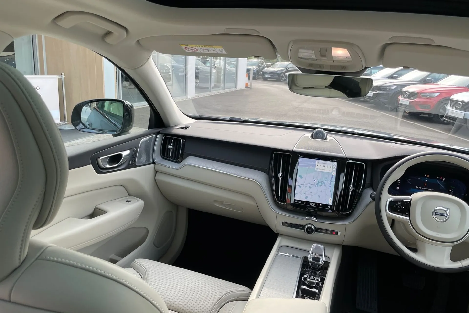 Volvo XC60 thumbnail image number 31