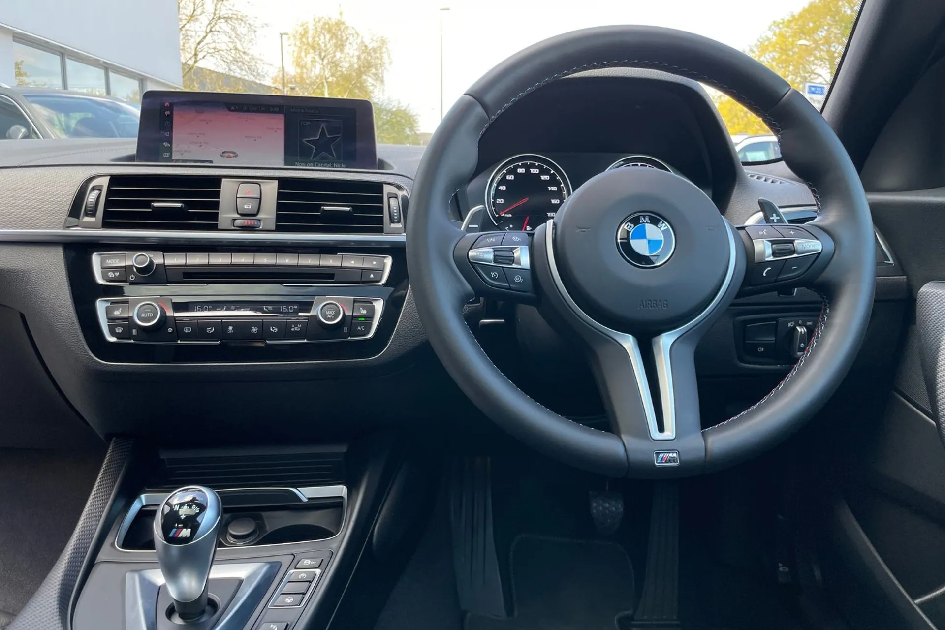 BMW M2 thumbnail image number 40