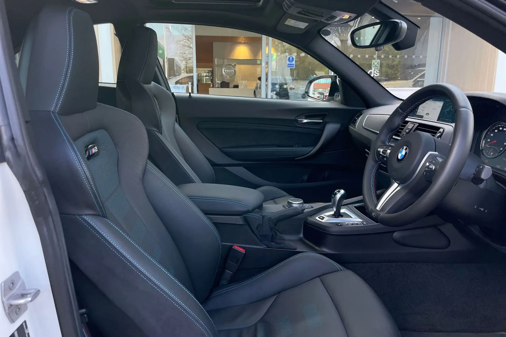 BMW M2 thumbnail image number 32