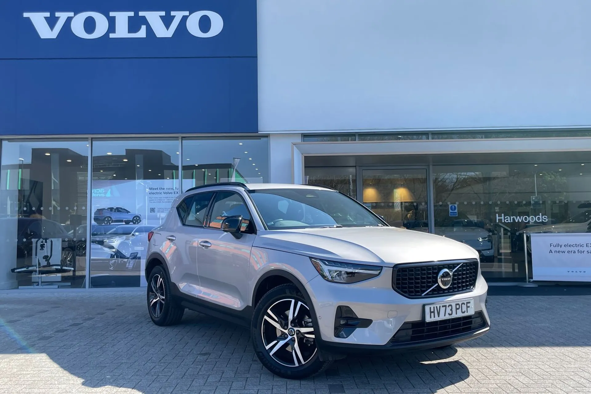 Volvo XC40 focused image