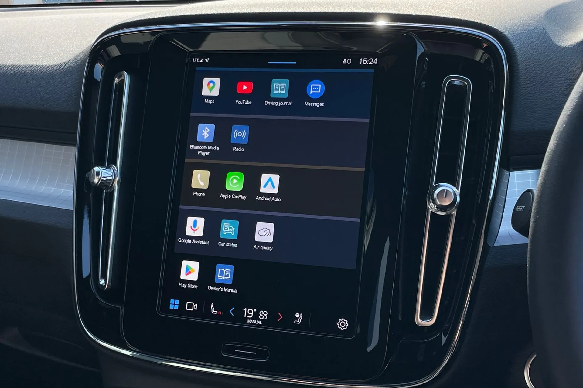 Volvo XC40 thumbnail image number 41