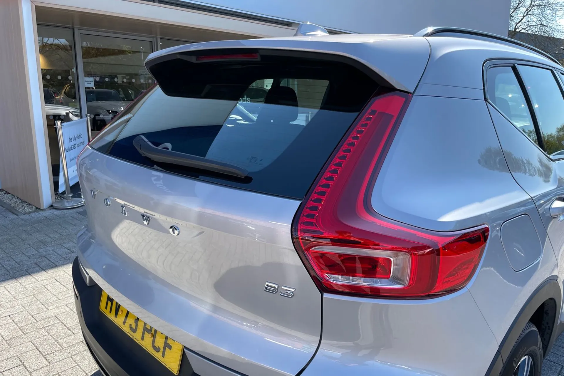 Volvo XC40 thumbnail image number 15