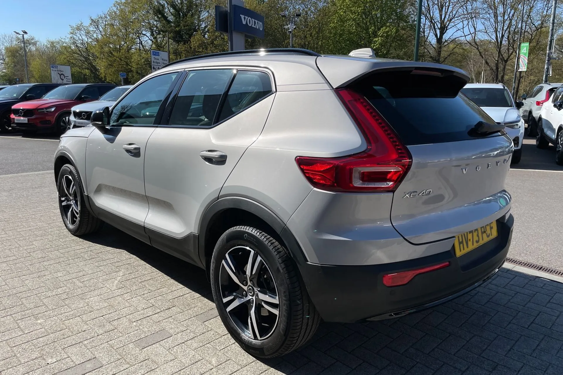 Volvo XC40 thumbnail image number 9