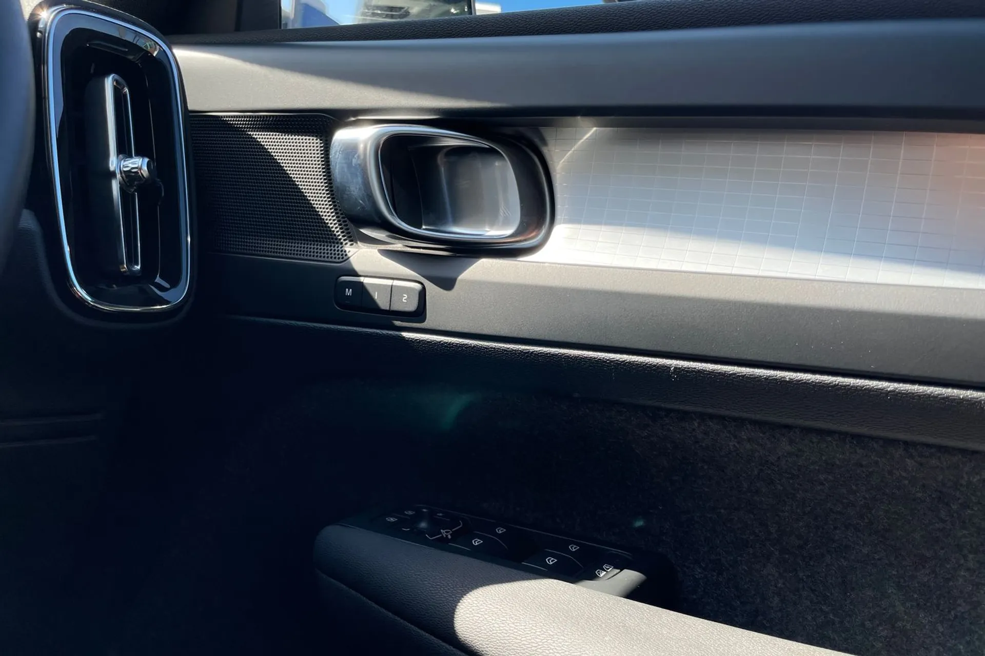 Volvo XC40 thumbnail image number 42