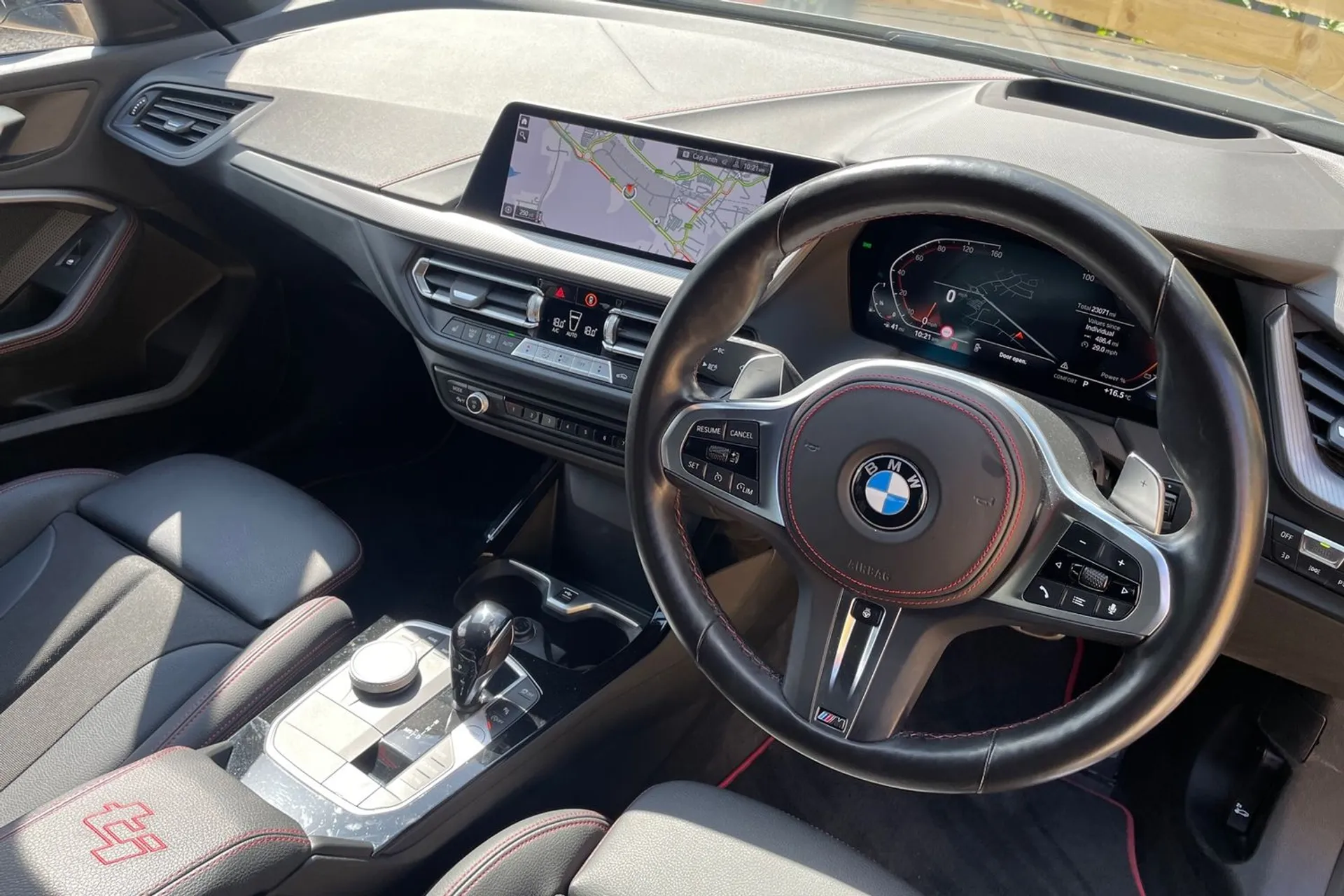 BMW 1 SERIES thumbnail image number 28