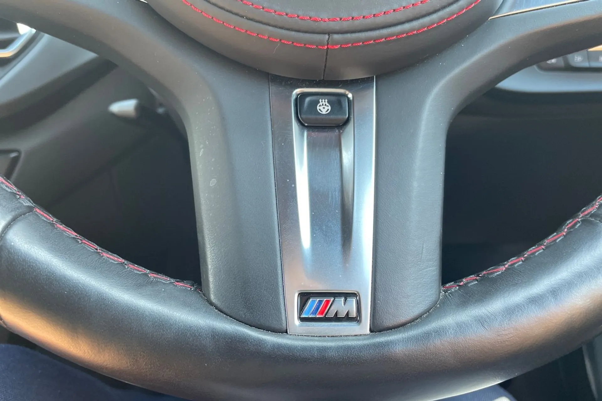 BMW 1 SERIES thumbnail image number 43