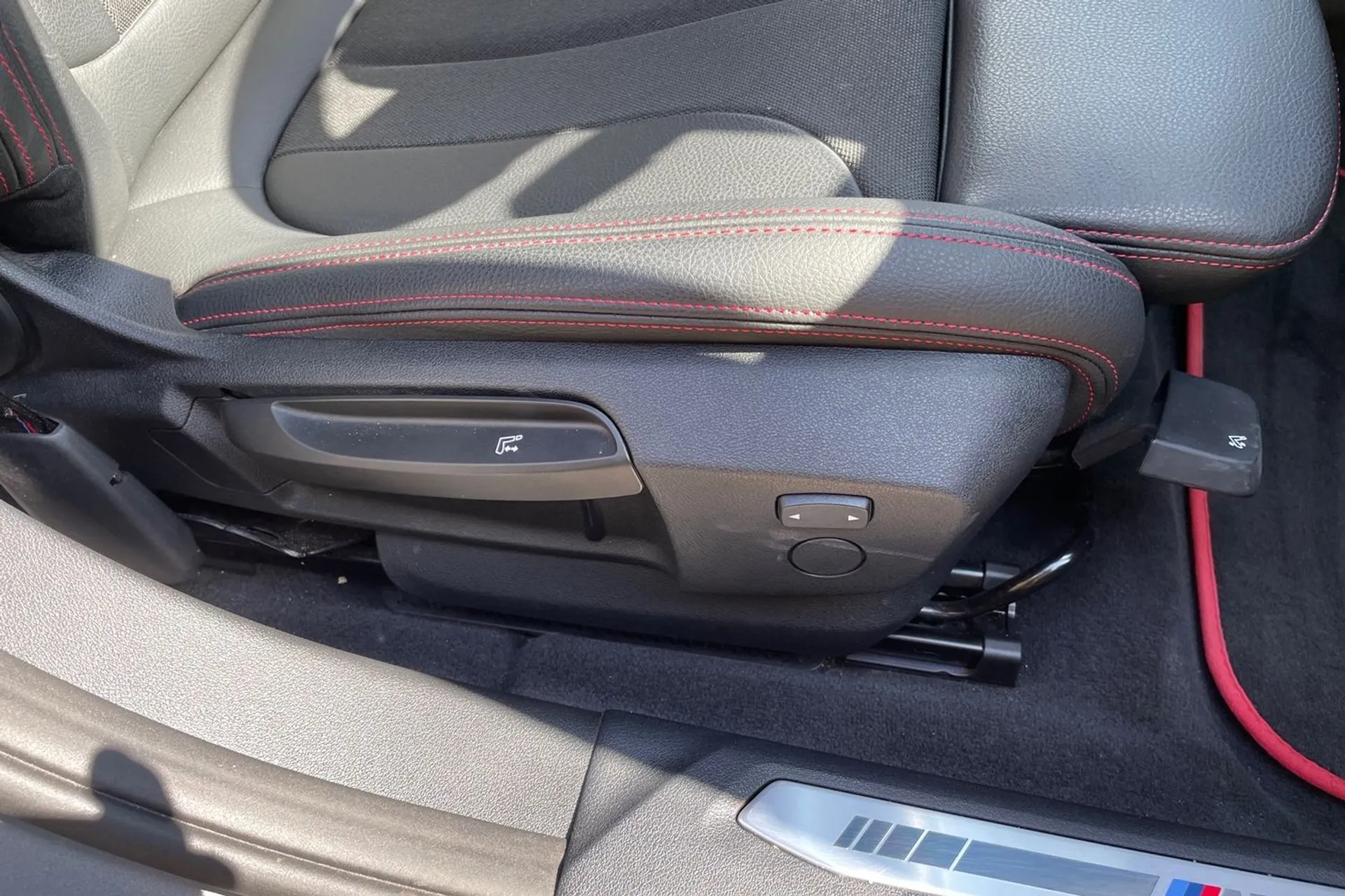 BMW 1 SERIES thumbnail image number 48