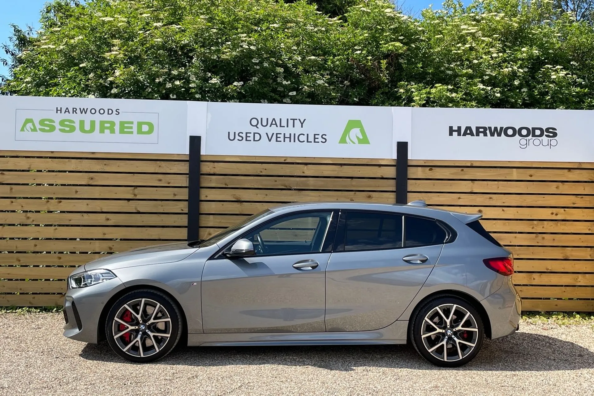 BMW 1 SERIES thumbnail image number 11
