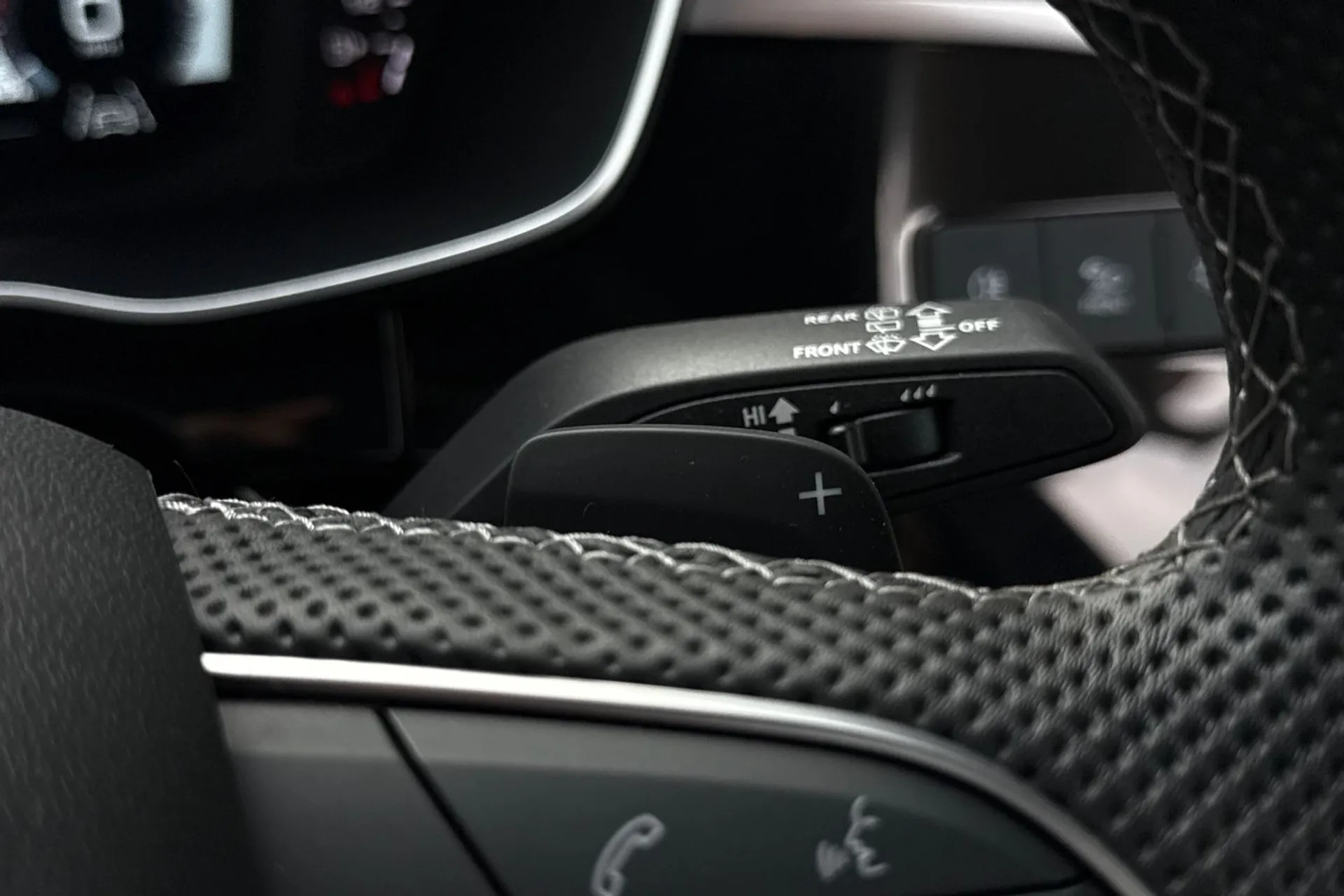 Audi Q3 thumbnail image number 51